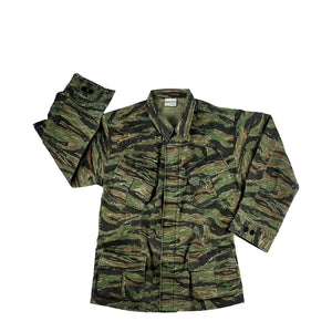 Vietnam War Tiger Stripe Slant Pocket Rip-Stop Jungle Fatigue Jacket Reproduction