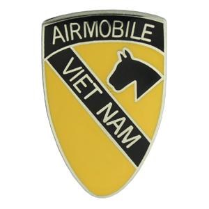 1st Airmobile Calvary Vietnam Insignia Pin