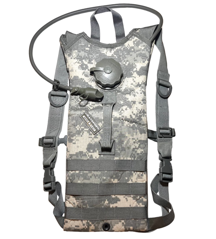 U.S. Army ACU Digital Hydration Pack W/ Bladder USA MADE
