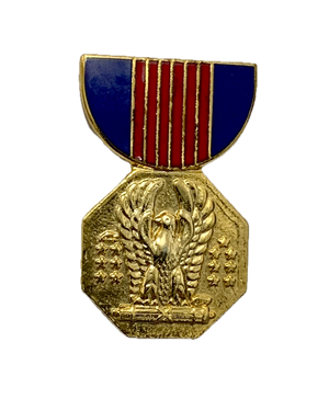 Vintage U.S. Army Soldier's Medal Pin