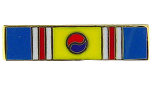 Korean War Service Ribbon Pin