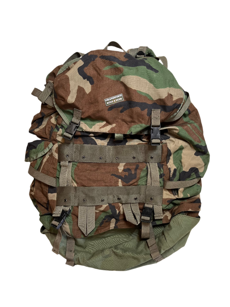 M81 Woodland CFP-90 Large Field Pack W/ Integrated Frame