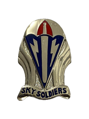 173rd Army Airborne Brigade DUI Crest Nip Sky Soldiers Pin