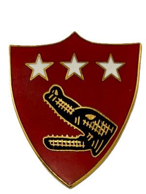 WWII USMC 5th Amphibious Corps Unit Crest Pin